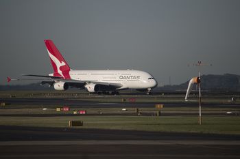 Qantas przywrócił  Airbusa A380 po sześciu latach. Doszło do awarii
