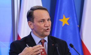 Umowa UE z Indiami. Szef MSZ: znacznie więcej korzyści niż wyzwań