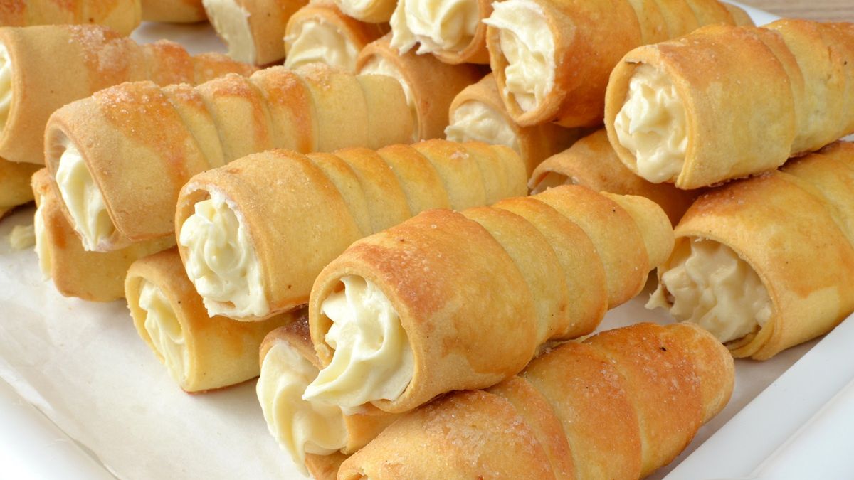 Zamiast nadziewać mielonym mięsem, faszeruję makaronowe rurki kremem. Goście się dziwią i zajadają