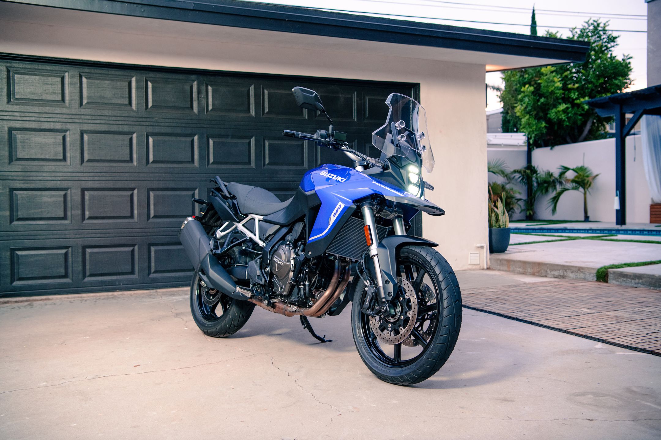 Suzuki V-Strom 800