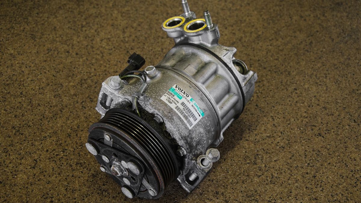 Kompresor klimatyzacji to droga część, ale można ją zregenerować za pół ceny.