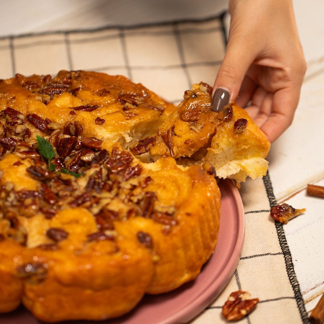 Upside-down cinnamon rolls with caramel