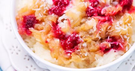 Taki deser robiła mi babcia. Dorzuciłam dwa składniki i smakuje jak z najlepszej restauracji