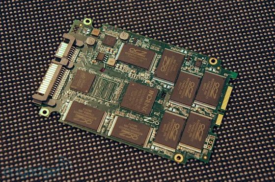 OCZ Vector dysk SSD zdjęcie laminat awers
