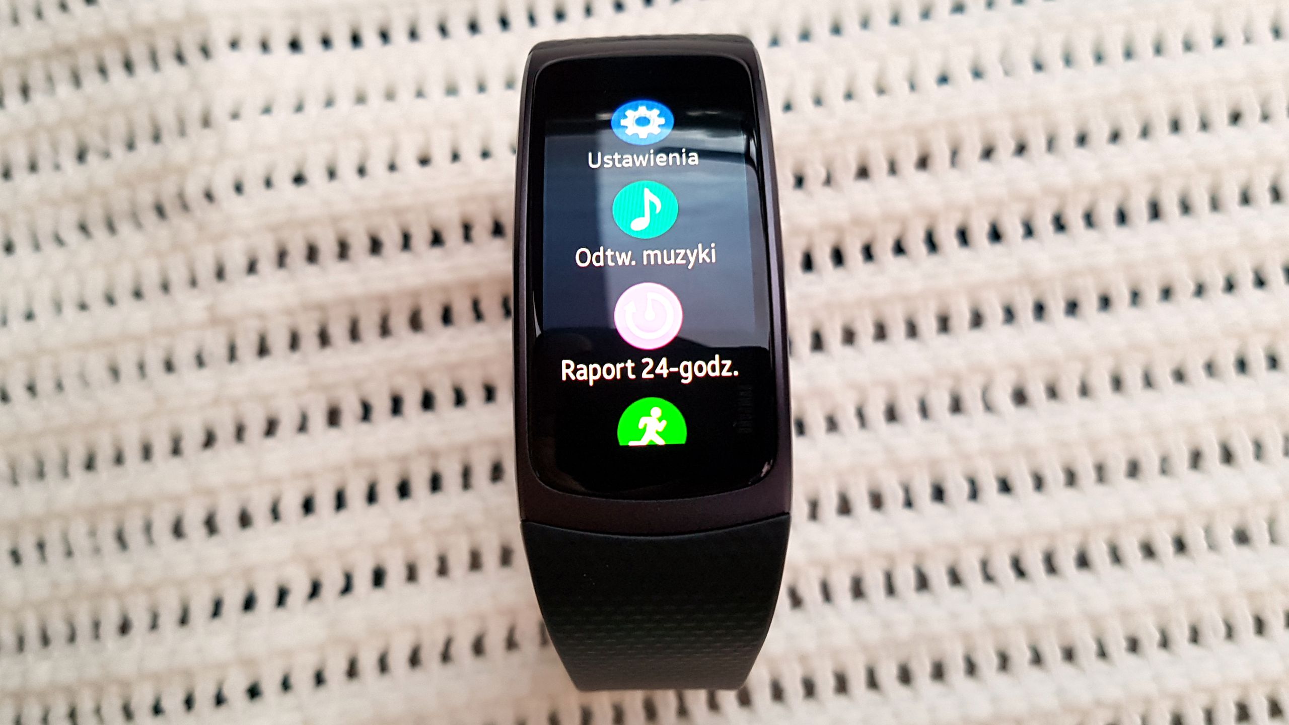 Gear Fit2 udowadnia, że Samsung umie uczyć się na własnych błędach [test] 6