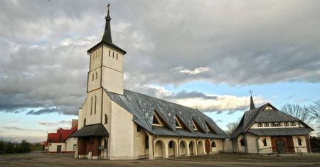 2020 rok łaskawym dla kapelanów. Ile można zarobić w Krajowej Administracji?