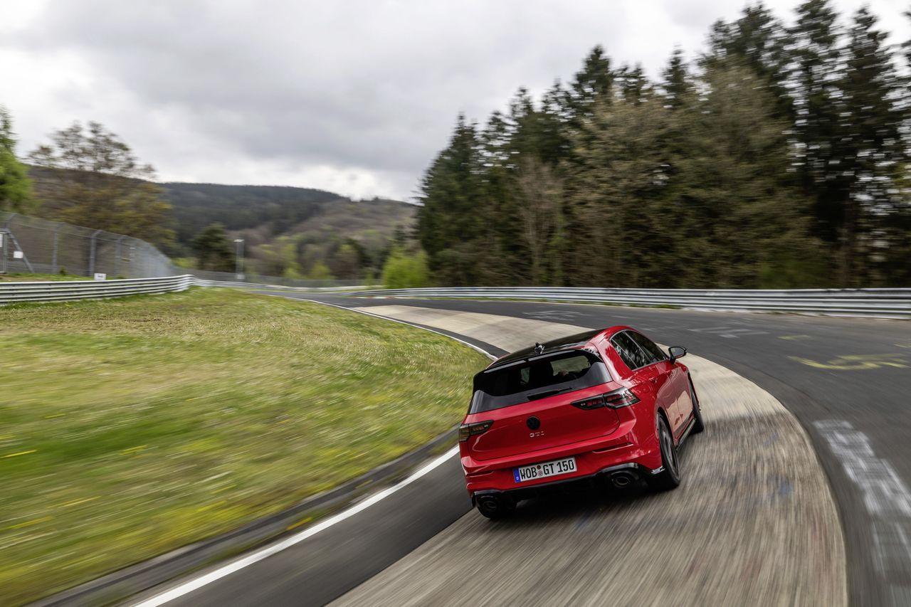 Volkswagen Golf GTI Edition 50