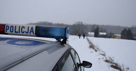 Tragiczny finał poszukiwań. Ciało kobiety odkryte w polu