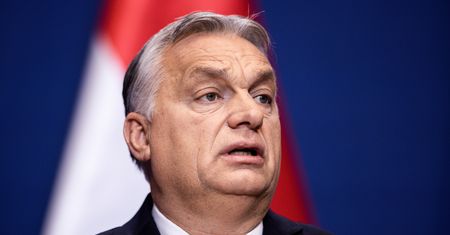Węgry podtrzymują umowę z Rosjanami na import gazu i rozbudowę elektrowni jądrowej