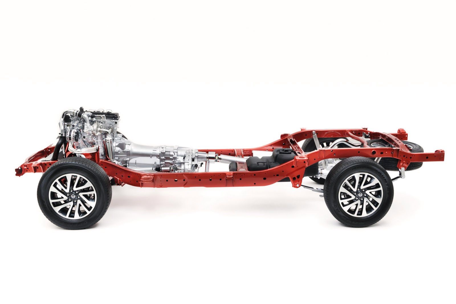 Nowy Nissan Navara - obszerna galeria producenta 50