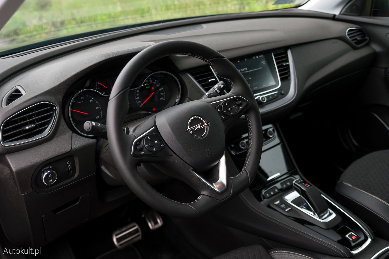 Opel Grandland X Hybrid4