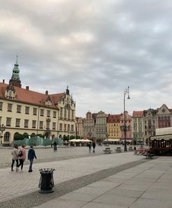 Wrocław. Trening systemu wczesnego ostrzegania. Sygnał syren "ogłoszenie alarmu" w 76 rocznicę wybuchu Powstania Warszawskiego