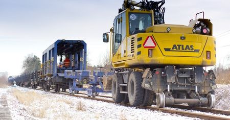 Śląsk. Pociąg na lotnisko w Pyrzowicach, wreszcie ruszyły długo oczekiwane prace przy odbudowie linii