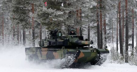 Pancerne marzenia Czechów. Chcą kupić kilkadziesiąt czołgów Leopard 2A8