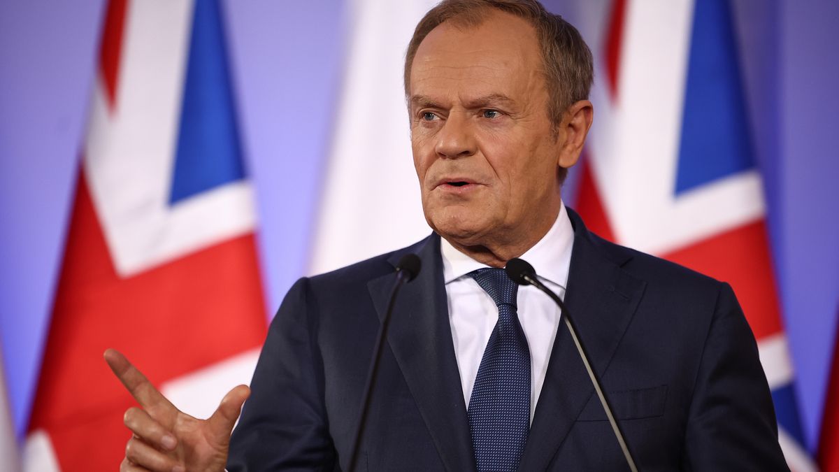 WARSAW, POLAND - APRIL 23: Polish Prime Minister Donald Tusk addresses a press conference following bilateral talks with Britain's Prime Minister Rishi Sunak at the Prime Minister's office on April 23, 2024 in Warsaw, Poland. The Polish prime minister hosted a meeting with his British counterpart and the NATO secretary general in which the trio discussed support for Ukraine. (Photo by Henry Nicholls - Pool/Getty Images)