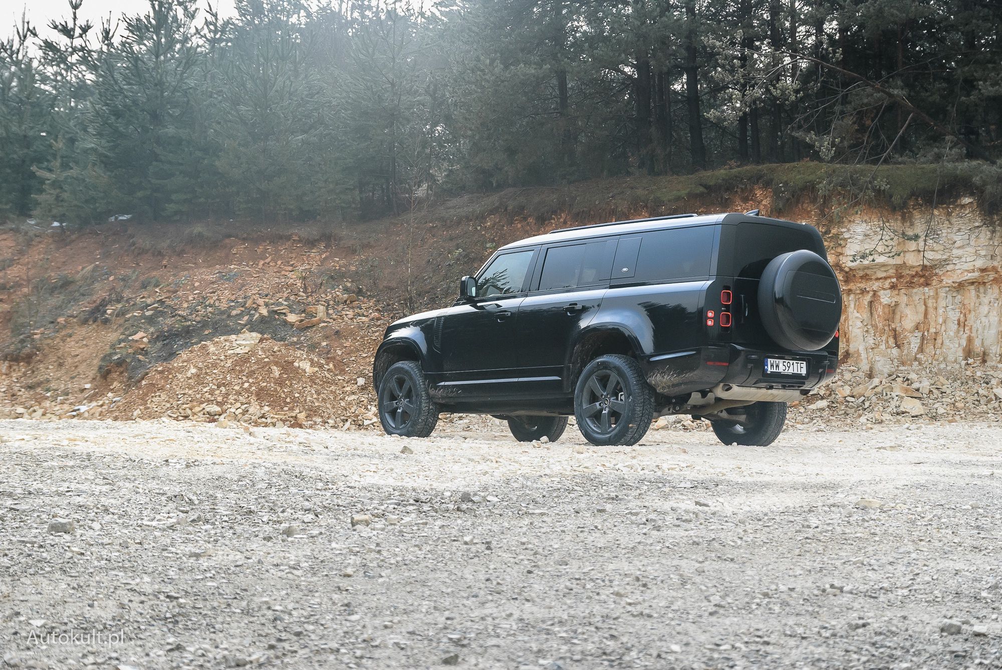 Land Rover Defender 130