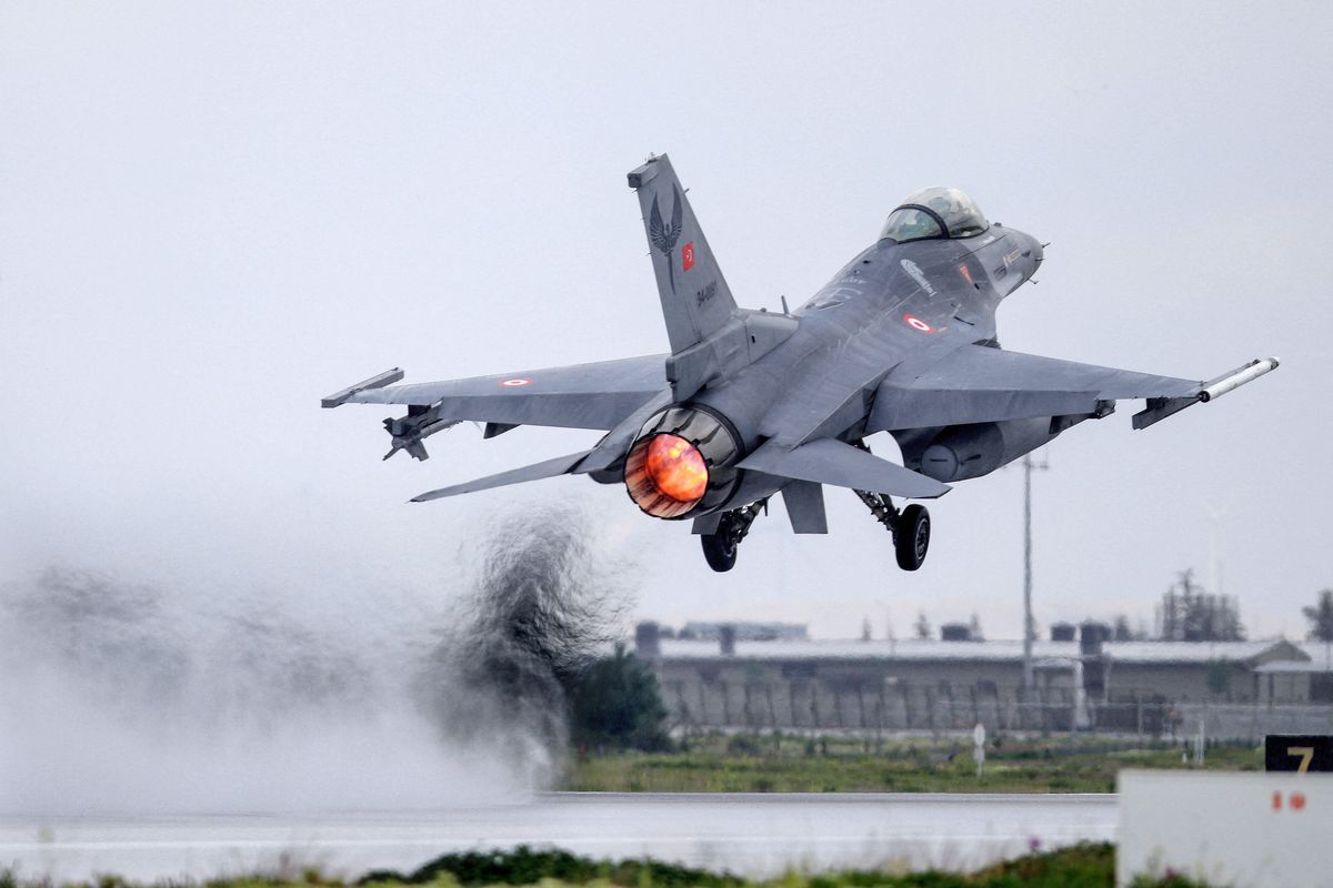 Kijów od wielu miesięcy apeluje do Zachodu o przekazanie myśliwców F-16.