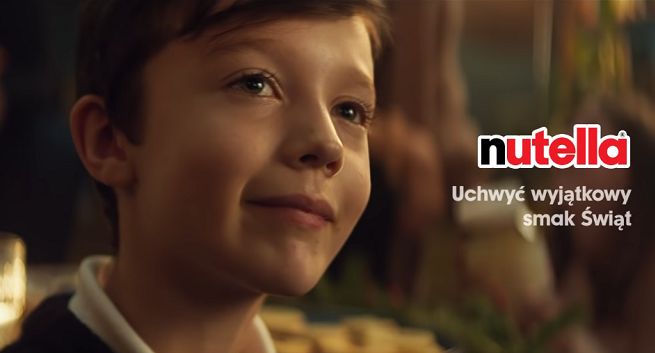 Etykiety na Boże Narodzenie reklamują Nutellę (wideo)