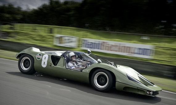 Marcos Mantis XP – najbrzydszy czy najpiękniejszy samochód sportowy świata? 2