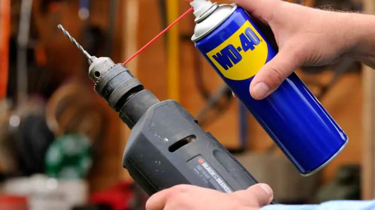 WD-40 sprawdzi się świetnie w różnych potrzebach