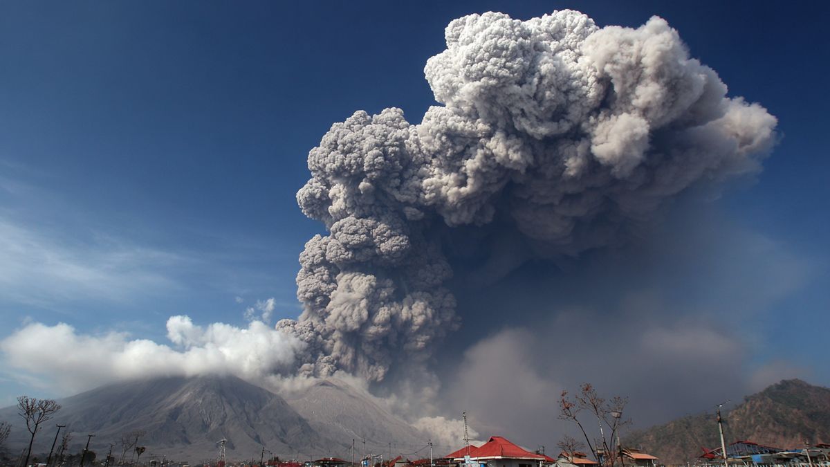 erupcja wulkanu