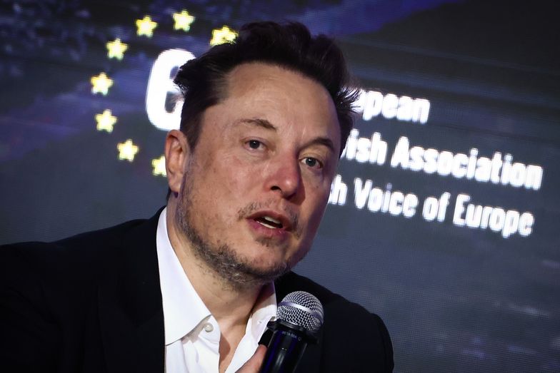 Elon Musk miał dostać olbrzymie premie. Zablokował go sąd