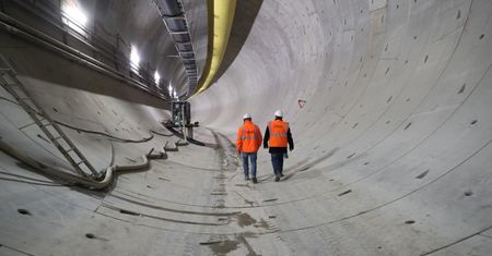 Olbrzym z Chin przypłynie do Polski. Wydrąży długi tunel kolejowy