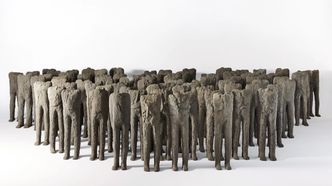 Nowy rekord na rynku sztuki. Najdrożej sprzedane dzieło w Polsce to praca Magdaleny Abakanowicz