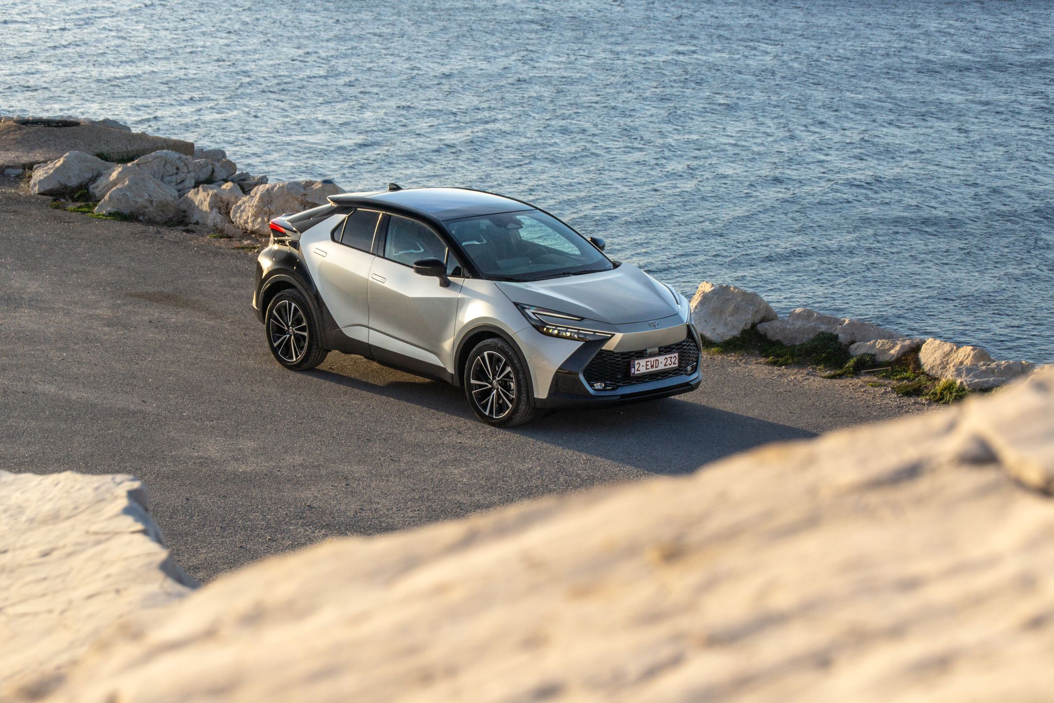 Toyota C-HR PHEV 2024