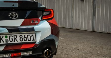 Pierwsza pula Toyoty GR86 rozeszła się szybciej niż crocsy w markecie. Ale będzie więcej