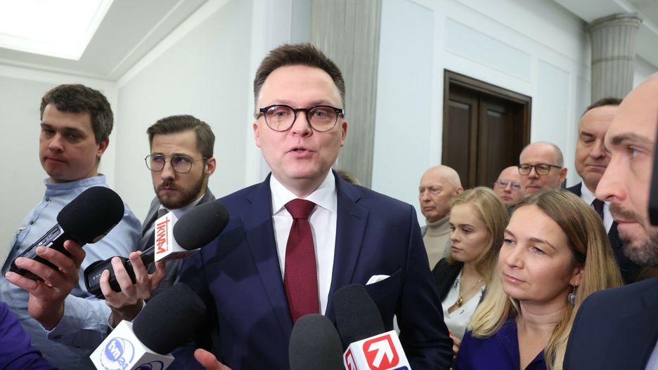 Szymon Hołownia w poniedziałek w Sejmie