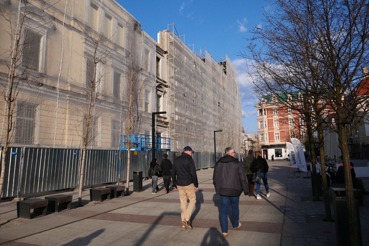 Katowice: Trwa demolka przy Mariackiej. Tak powstaje Kwartał Dworcowa
