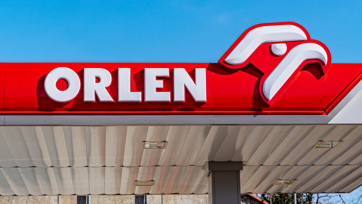 East News archiwum 2024Fot. NewsLubuski/East News, 01.03.2023.Tankowanie paliwa na stacji Orlen w Zielonej Gorze.  N/z Logo OrlenNewsLubuski