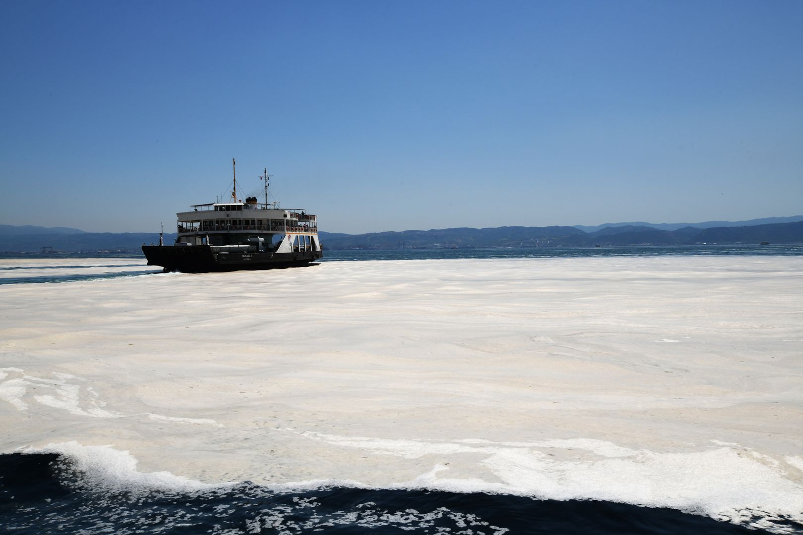 Dramat na morzu Marmara. Turcy w ogromnym niepokoju