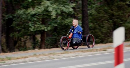 Marcin - niezwykły rowerzysta z Józefowa