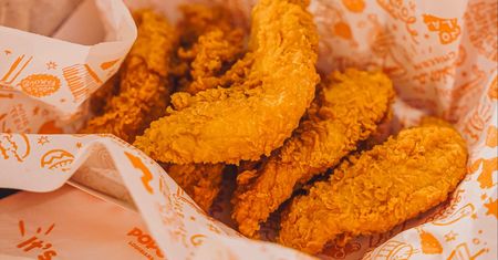 Rywal KFC rozkręca się w Polsce. Dzisiaj otwiera 45. lokal