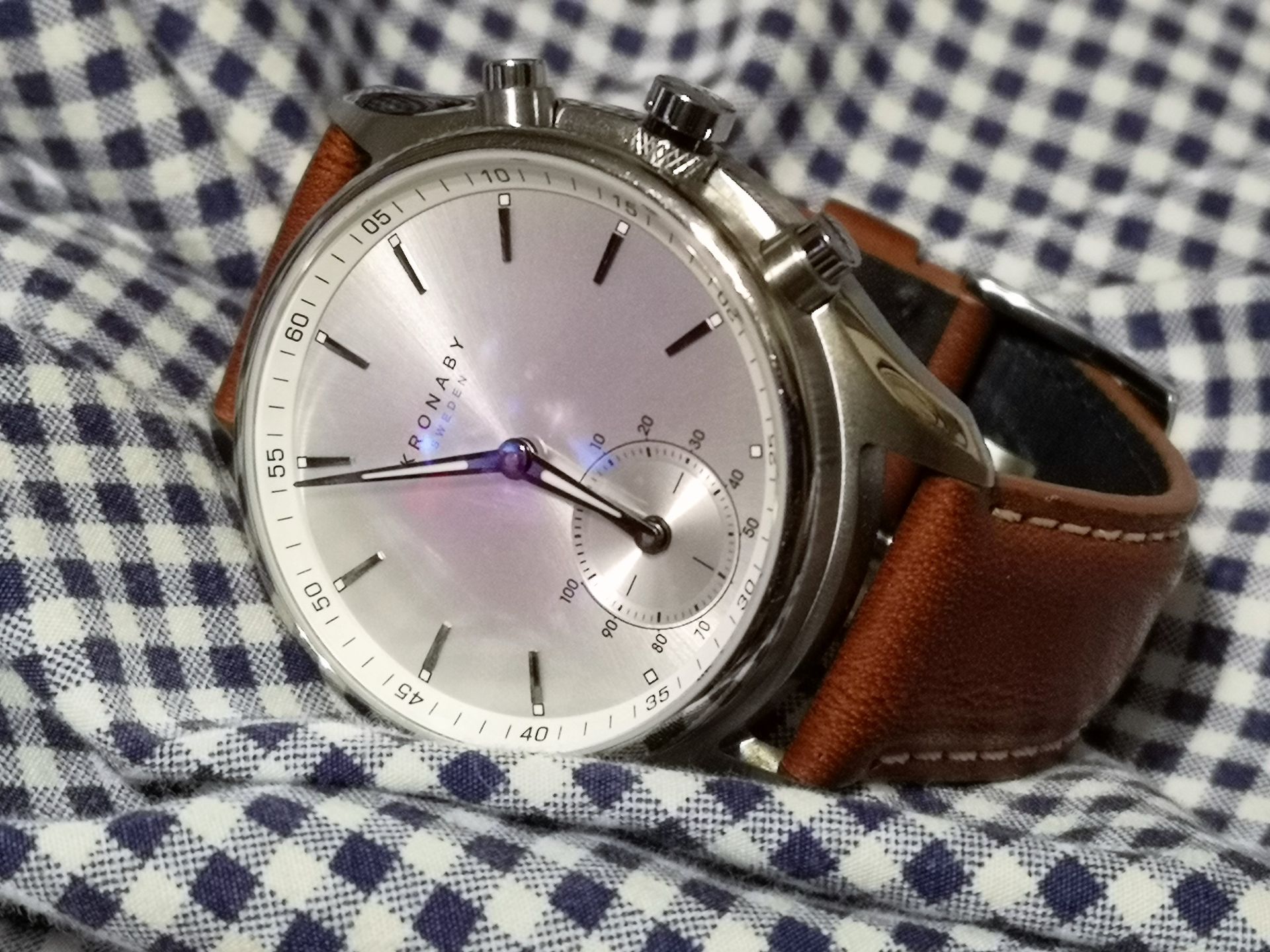 Test zegarka hybrydowego Kronaby Sekel A1000-0713. Mariaż nowoczesnej technologii z elegancją 4