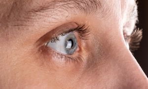 Brwi mogą zdradzać problemy z tarczycą. Na ten objaw warto zwrócić uwagę