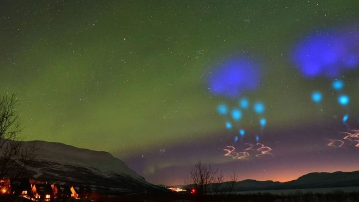 Zjawisko świetlne na niebie