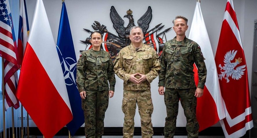 Płk. Marek Pietrzak rzecznikiem Sztabu Generalnego Wojska Polskiego. Za płk Joannę Klejszmit