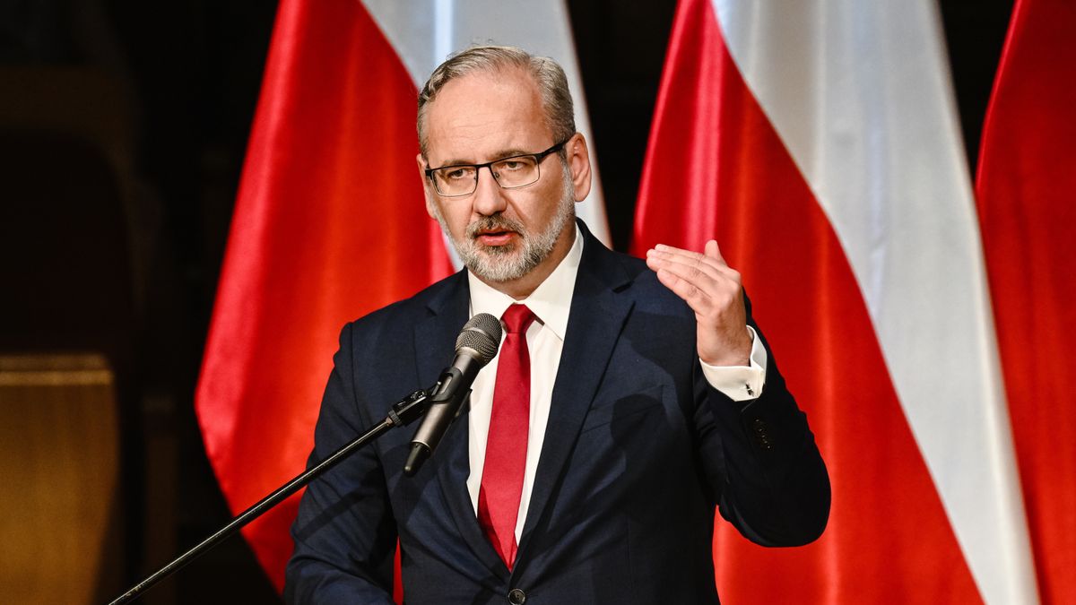 Gdańsk, 15.06.2023. Minister zdrowia Adam Niedzielski podczas inauguracji XXXVII Zjazdu Polskiego Towarzystwa Pediatrycznego, 15 bm. w Filharmonii Bałtyckiej w Gdańsku. (mr) PAP/Marcin Gadomski