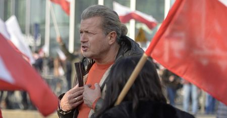 Jarosława Jakimowicza irytują niektórzy Ukraińcy. Poszło o luksusowe auta