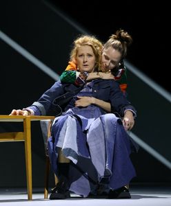 "Bowie w Warszawie". Masłowska o inności i narodowych kompleksach