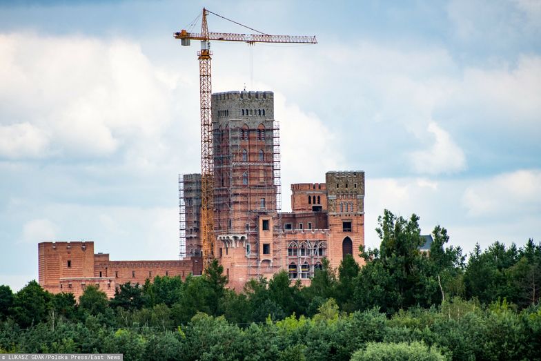 Zamek w Stobnicy: wojewoda nie uchylił pozwolenia na budowę. To nic niezwykłego – mówi ekspert