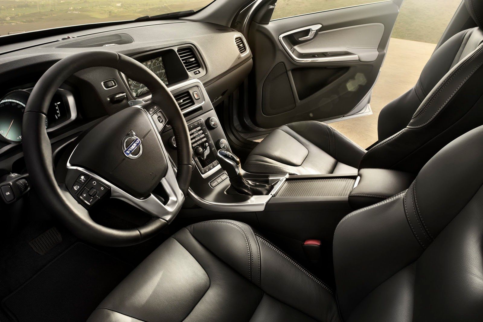 Volvo S60, V70 XC60