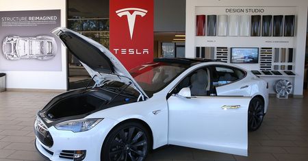 Tesla pod lupą. Reuters: poważne wątpliwości