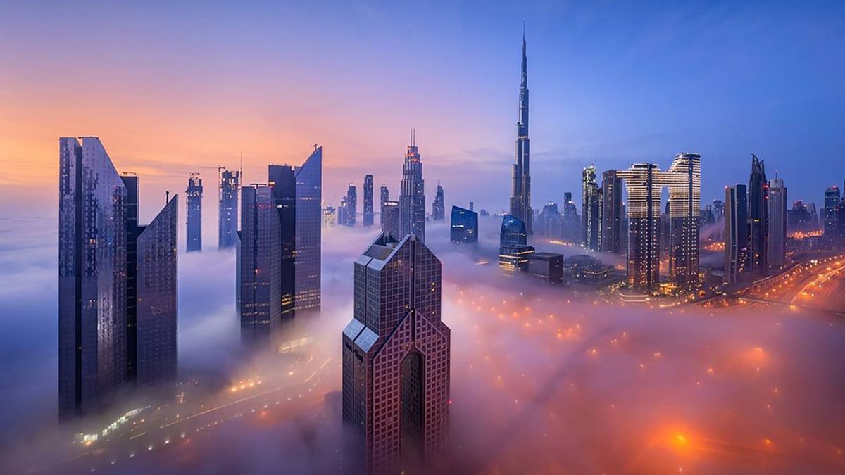 Prawdziwe drapacze chmur w Dubaju tworzą widok miasta przyszłości 1