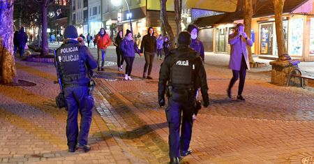 Zakopane. Bójka na Krupówkach. Są zarzuty za śmiertelne pobicie 25-latka