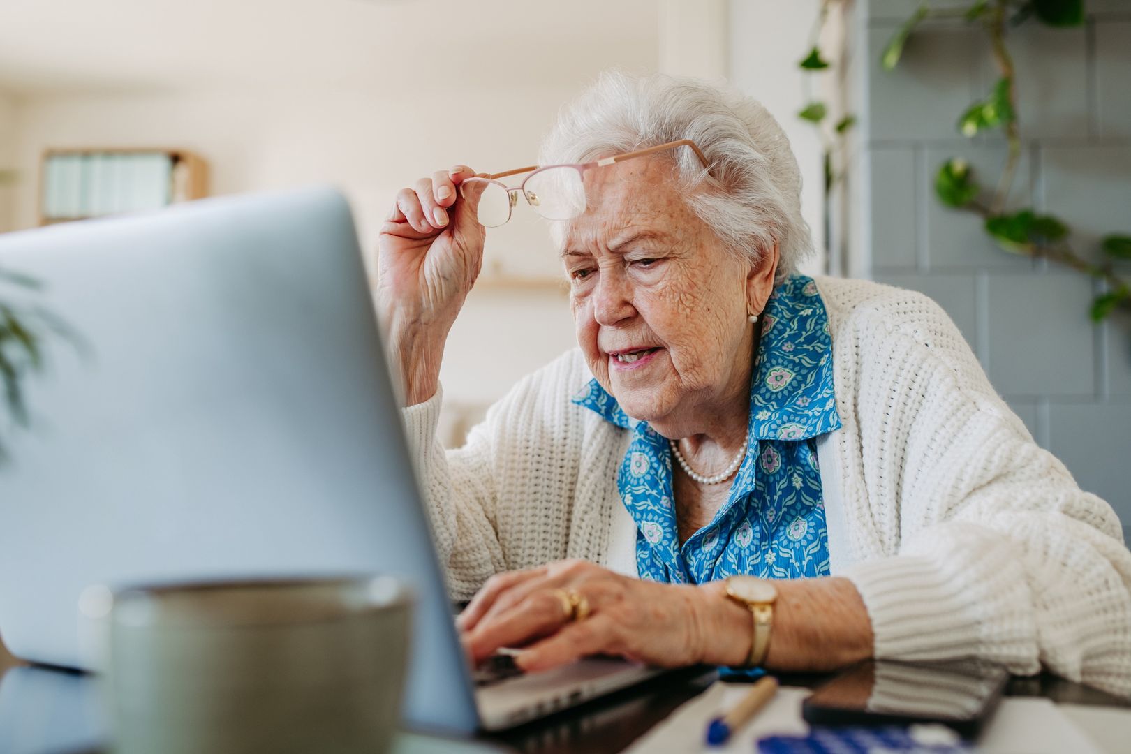 Seniorka nie odpuściła bankowi i wygrała. Wcześniej została oszukana