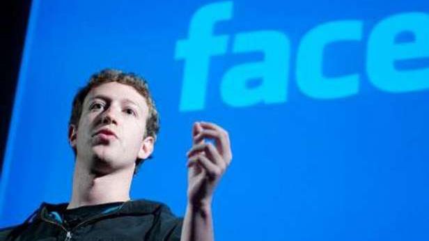 Facebook udostępnia przesyłanie plików! 1